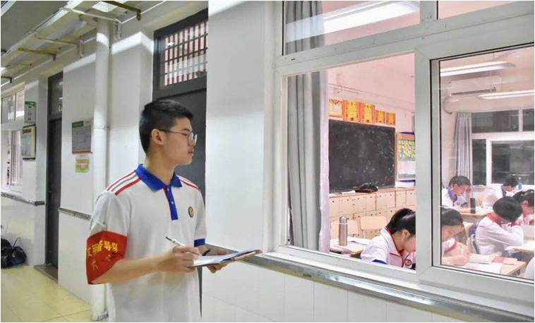 厦门六中内页1 J9集团·(中国)首页